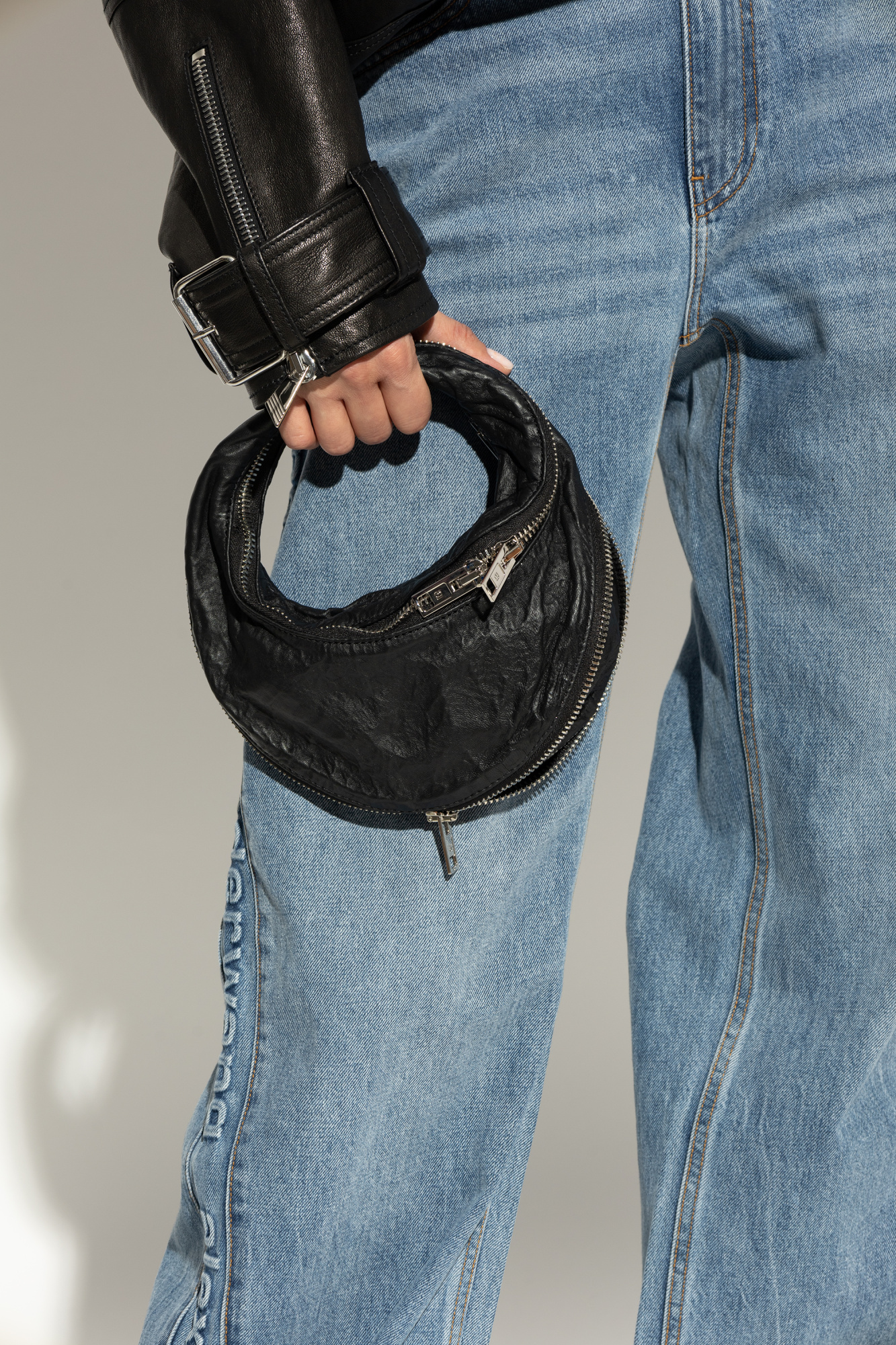 ショルダーバッグ・ポシェット Alexander Wang Twyst Mini Crossbody - Leather - Black Black Memory Leather Mini Twyst Bag in BLACK | alexanderwang®